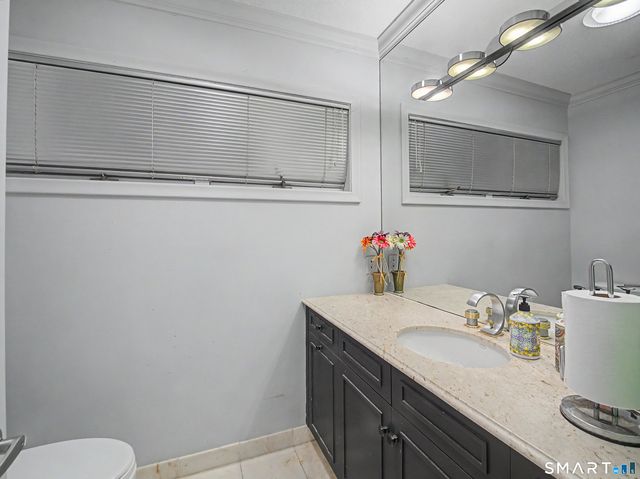 40 Ferncliff Drive, West Hartford, CT 06117