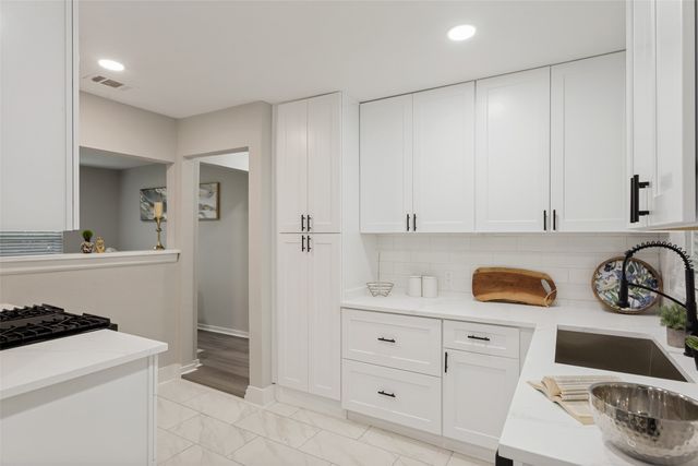 1732 Ida Street, Arlington, TX 76010