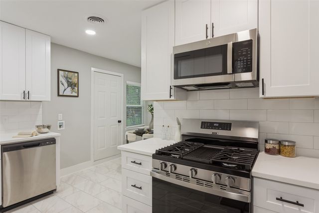 1732 Ida Street, Arlington, TX 76010