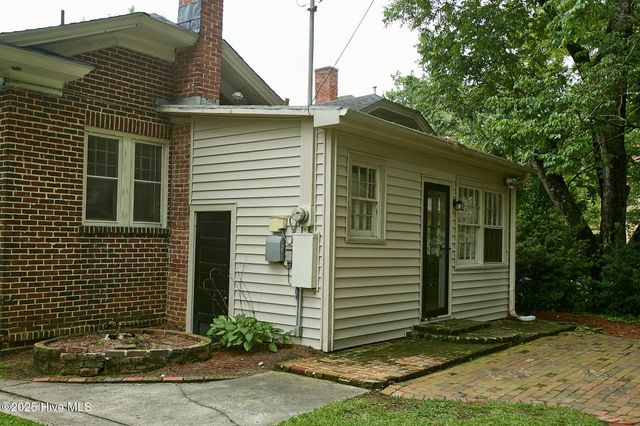 1003 Branch Street NW, Wilson, NC 27893