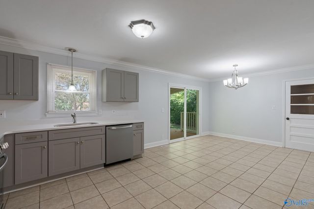 3804 Saturn Drive, Huntsville, AL 35805
