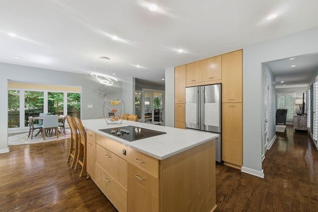 1061 Winding Branch Circle, Dunwoody, GA 30338