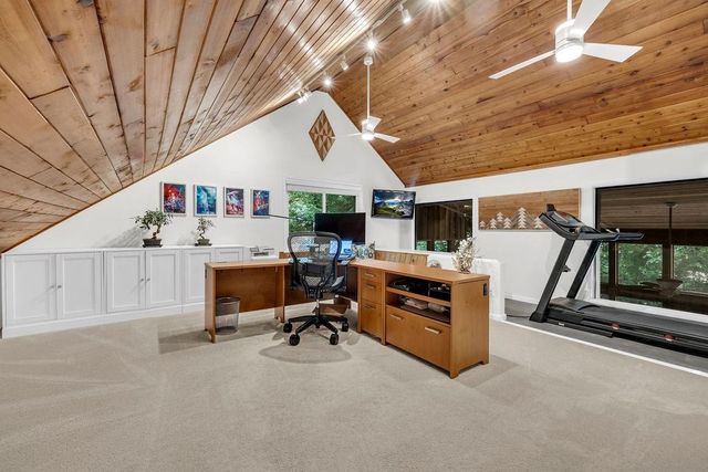 1061 Winding Branch Circle, Dunwoody, GA 30338
