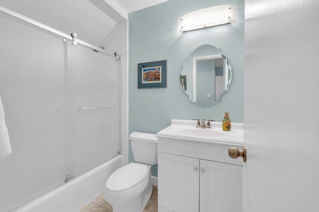 1061 Winding Branch Circle, Dunwoody, GA 30338
