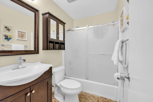 1061 Winding Branch Circle, Dunwoody, GA 30338