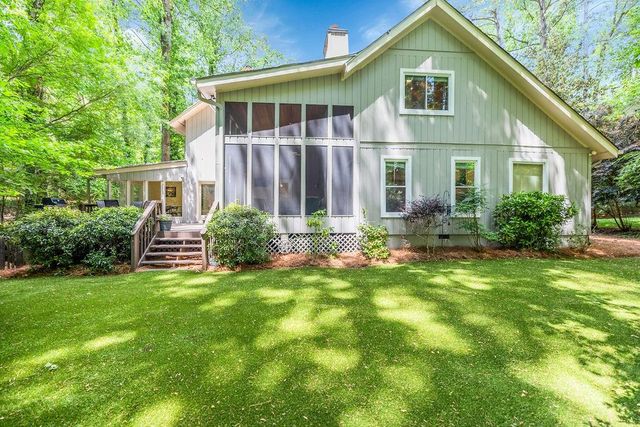 1061 Winding Branch Circle, Dunwoody, GA 30338
