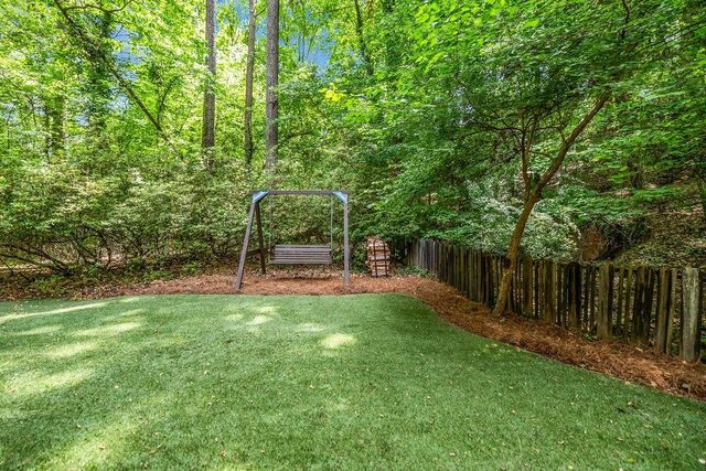 1061 Winding Branch Circle, Dunwoody, GA 30338