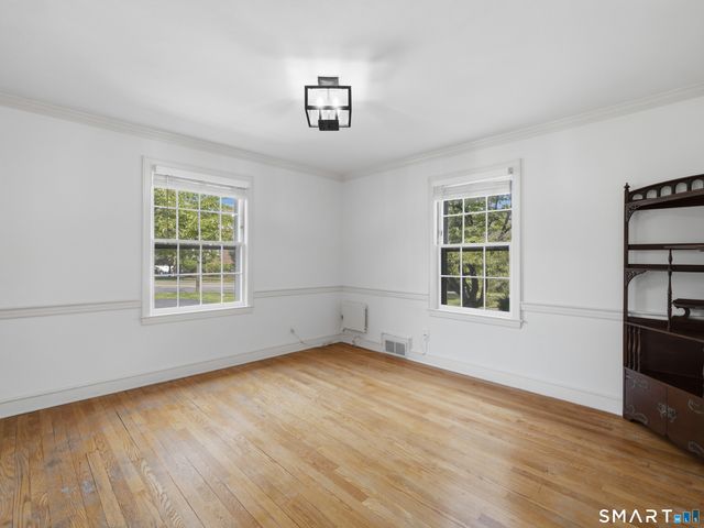 2409 Albany Avenue, West Hartford, CT 06117