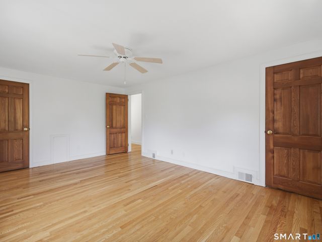 2409 Albany Avenue, West Hartford, CT 06117
