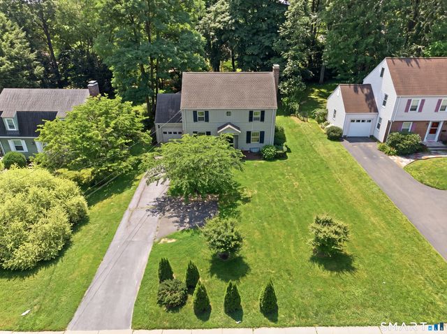 2409 Albany Avenue, West Hartford, CT 06117