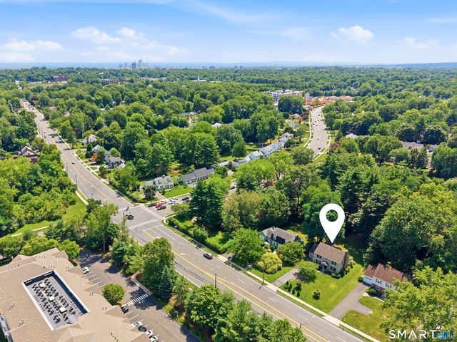 2409 Albany Avenue, West Hartford, CT 06117