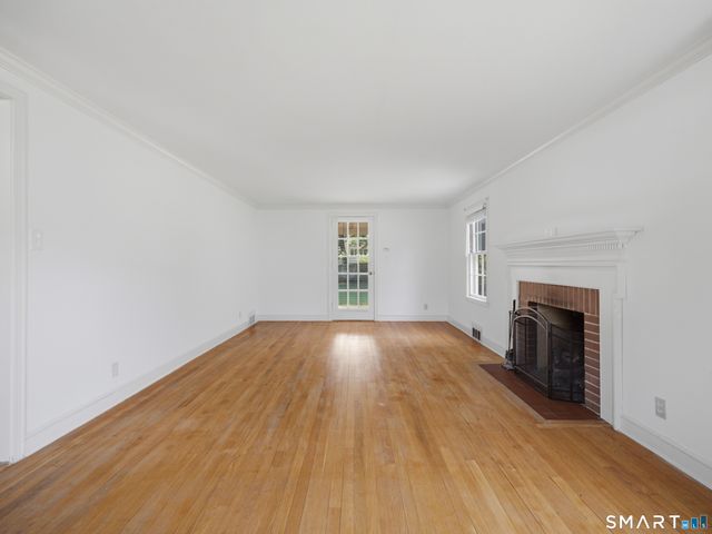 2409 Albany Avenue, West Hartford, CT 06117