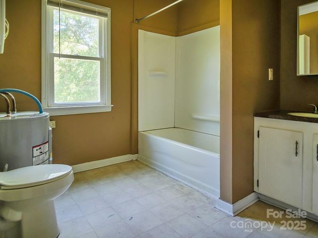 307 S Jacob Street, Cherryville, NC 28021