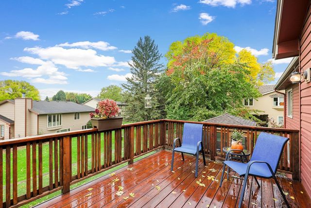 1101 Lavon Lane, Burnsville, MN 55306
