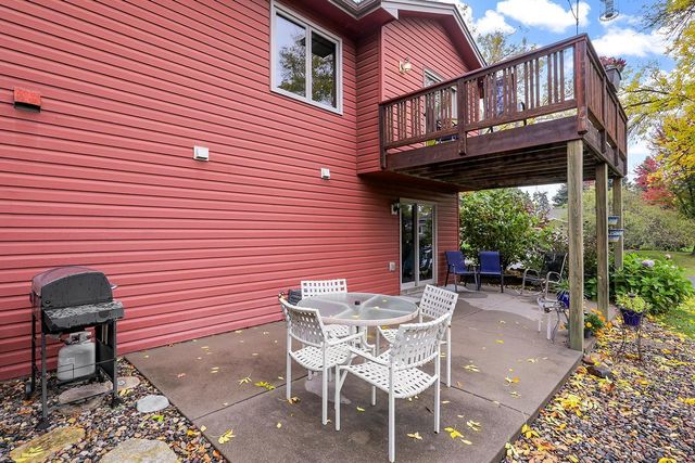 1101 Lavon Lane, Burnsville, MN 55306