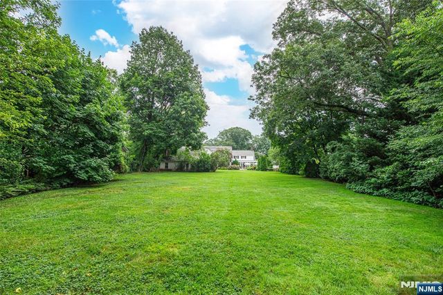 412 Ridgewood Avenue, Glen Ridge, NJ 07028