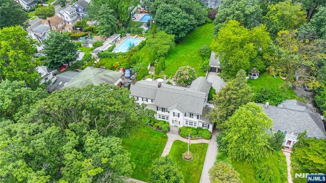 412 Ridgewood Avenue, Glen Ridge, NJ 07028