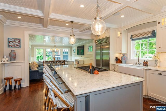 412 Ridgewood Avenue, Glen Ridge, NJ 07028