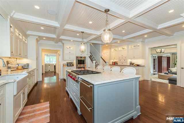 412 Ridgewood Avenue, Glen Ridge, NJ 07028