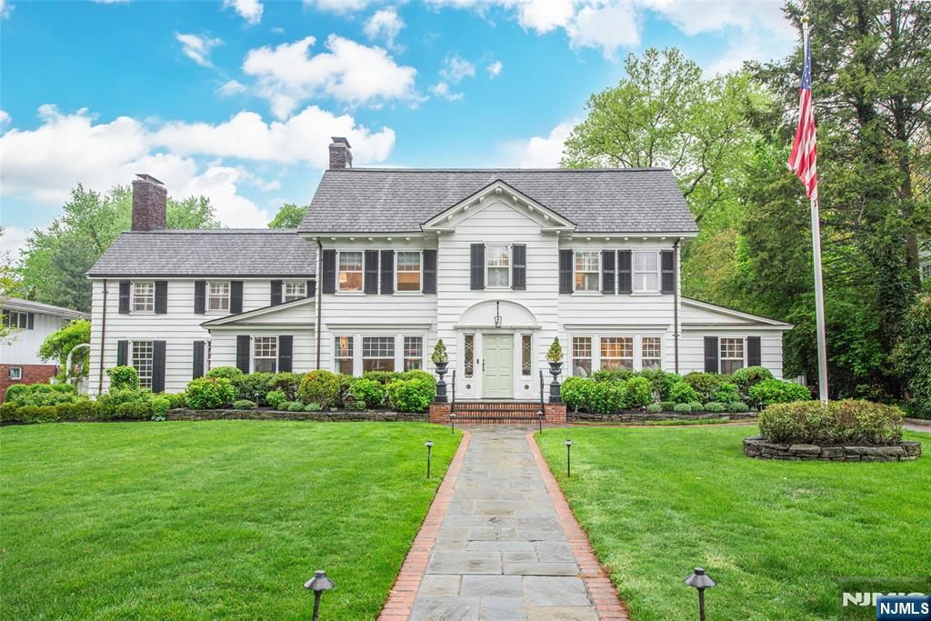 412 Ridgewood Avenue, Glen Ridge, NJ 07028