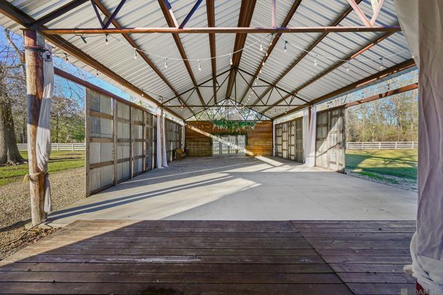 7850 Droze Rd, Greenwell Springs, LA 70739