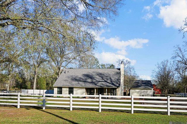 7850 Droze Rd, Greenwell Springs, LA 70739