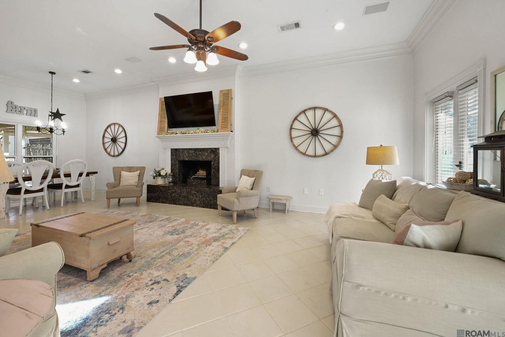 7850 Droze Rd, Greenwell Springs, LA 70739