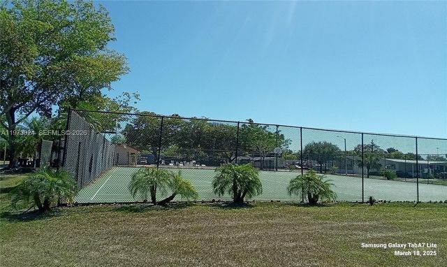 21821 S Heritage Cir 1, Pembroke Pines, FL 33029