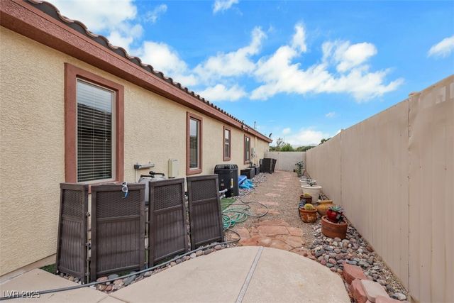 5816 Hannah Brook Street, North Las Vegas, NV 89081