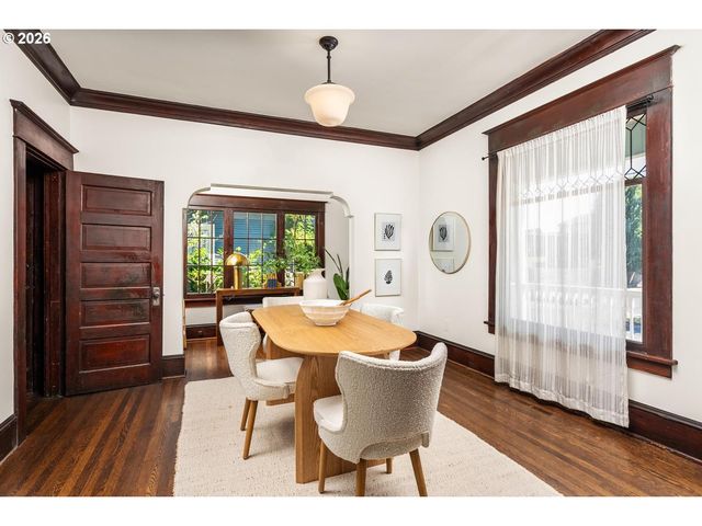 5025 Ne 6TH Ave, Portland, OR 97211