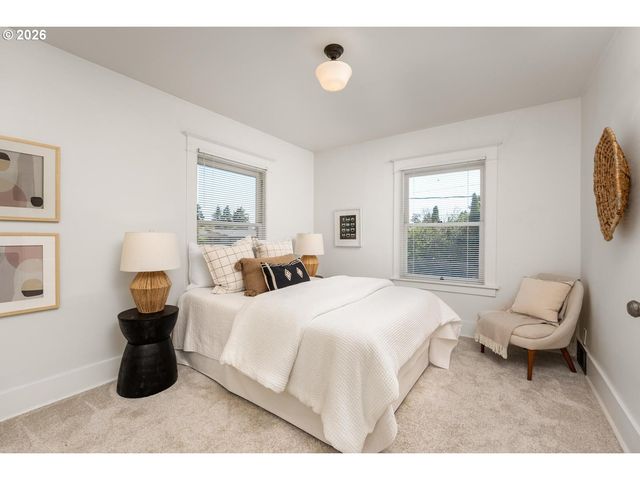 5025 Ne 6TH Ave, Portland, OR 97211