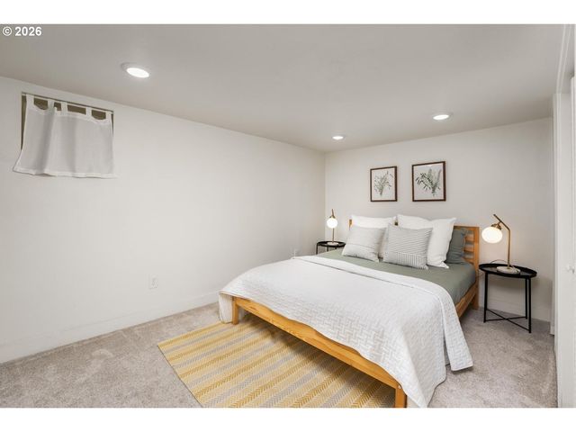 5025 Ne 6TH Ave, Portland, OR 97211