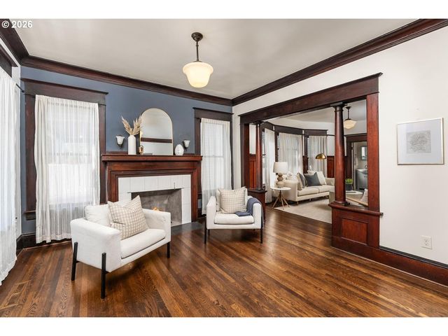 5025 Ne 6TH Ave, Portland, OR 97211