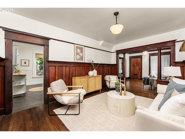 5025 Ne 6TH Ave, Portland, OR 97211