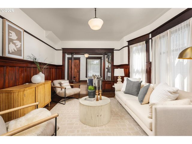 5025 Ne 6TH Ave, Portland, OR 97211
