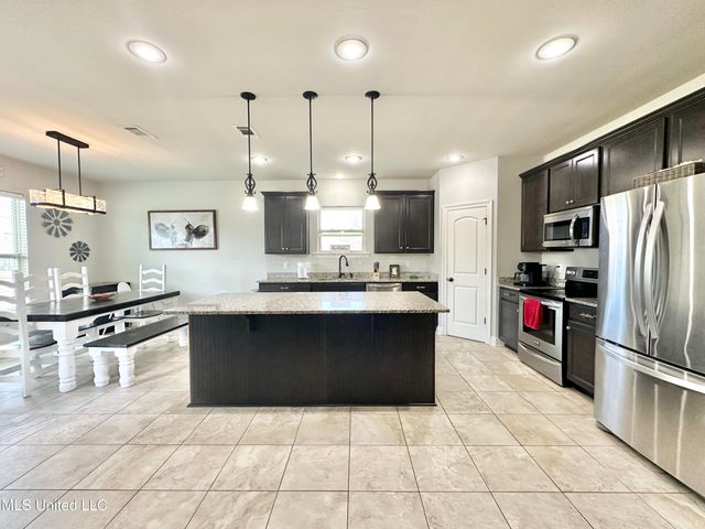 13349 Marys Way, D'iberville, MS 39540