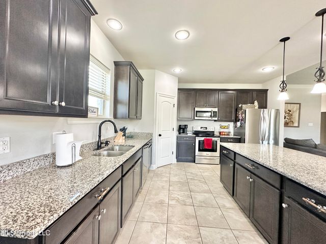 13349 Marys Way, D'iberville, MS 39540