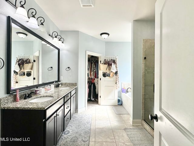 13349 Marys Way, D'iberville, MS 39540