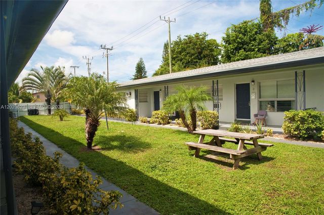 2206 Fillmore St 2, Hollywood, FL 33020