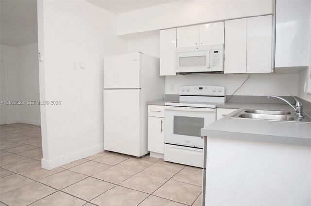 2206 Fillmore St 2, Hollywood, FL 33020