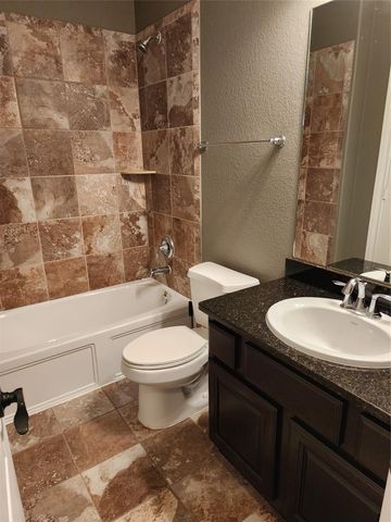 5918 Vinland Shores Court, Spring, TX 77379