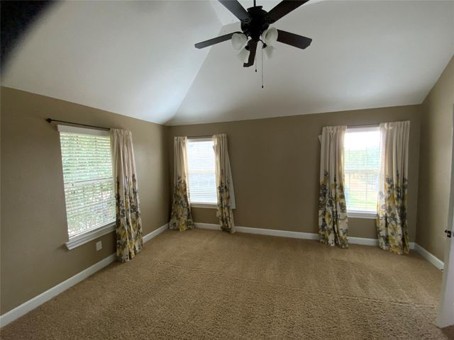 5918 Vinland Shores Court, Spring, TX 77379