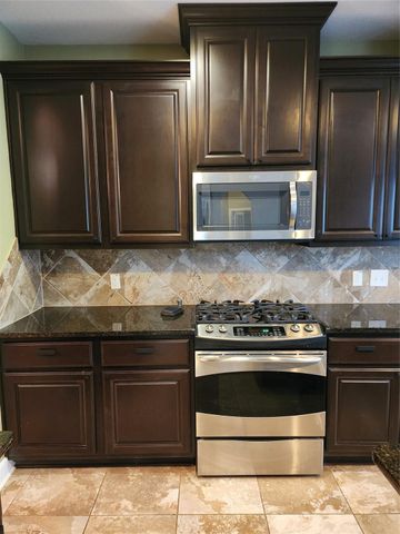 5918 Vinland Shores Court, Spring, TX 77379
