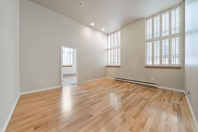 350 West Fourth Street 209, Boston, MA 02127
