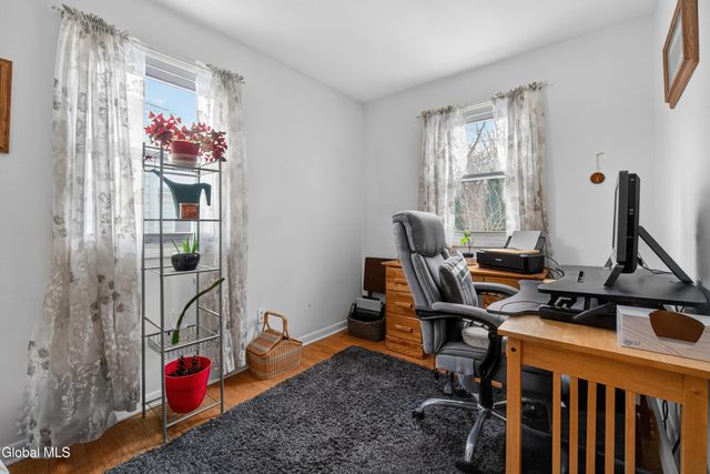 971 Kings Road, Colonie, NY 12303