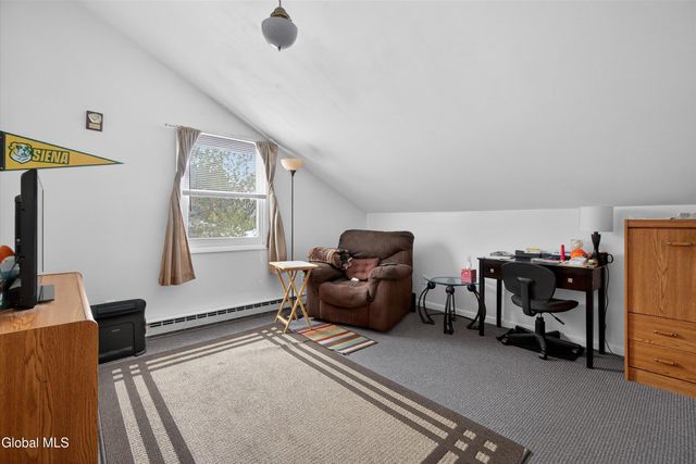 971 Kings Road, Colonie, NY 12303