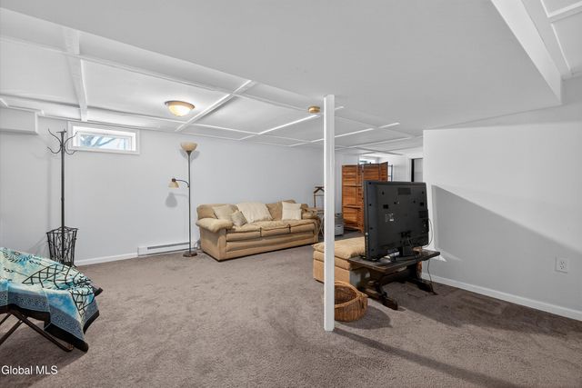 971 Kings Road, Colonie, NY 12303