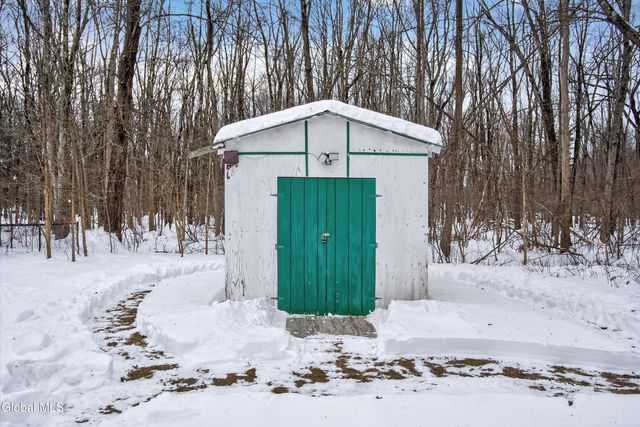 971 Kings Road, Colonie, NY 12303