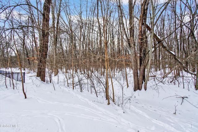 971 Kings Road, Colonie, NY 12303