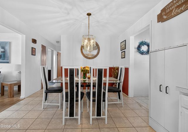 971 Kings Road, Colonie, NY 12303